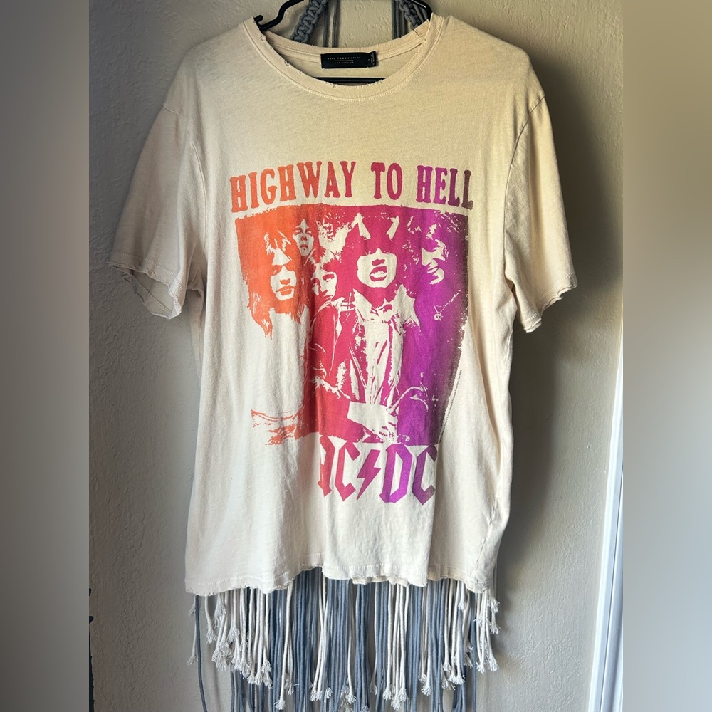AC/DC Women’s Shirt - Size Large Highway To Hell Tee